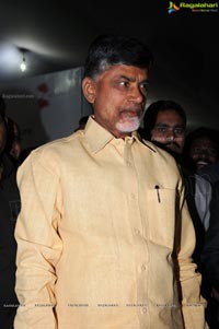 Chandrababu Naidu Launches Villart Photo Expo 2012