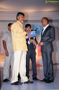 Chandrababu Naidu Launches Villart Photo Expo 2012