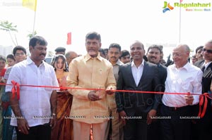 Chandrababu Naidu Launches Villart Photo Expo 2012