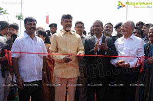 Chandrababu Naidu Launches Villart Photo Expo 2012