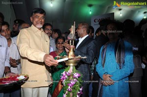 Chandrababu Naidu Launches Villart Photo Expo 2012