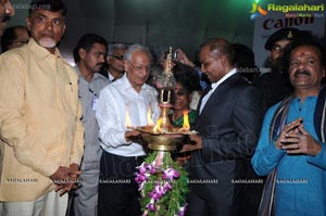 Chandrababu Naidu Launches Villart Photo Expo 2012