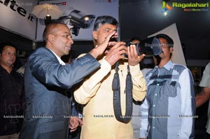 Chandrababu Naidu Launches Villart Photo Expo 2012