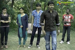 Yeswanth, Sasha, Karan, Harikrishna, Satyam Rajesh, Gundu Sudarshan