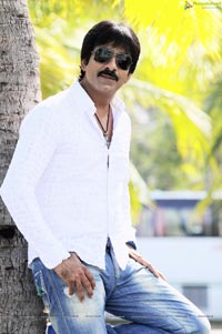 Raviteja, Taapsee