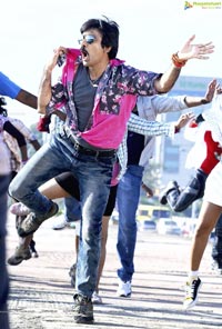 Raviteja, Taapsee