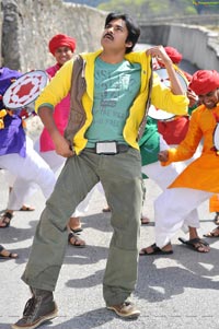 Gabbar Singh starring Pawan Kalyan, Shruti Haasan