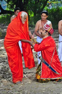 Ravindra Gopal, Ashwini, Balayya