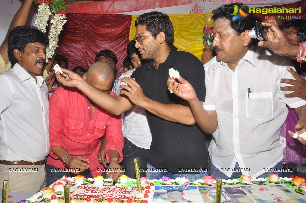 Allu Arjun 2013 Birthday Function
