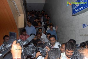 Baadshah Release Hungama at Sandhya 70mm