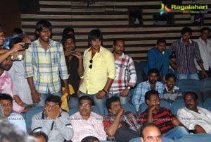 Baadshah Release Hungama at Sandhya 70mm