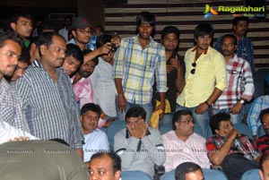 Baadshah Release Hungama at Sandhya 70mm