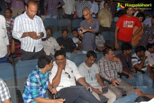 Baadshah Release Hungama at Sandhya 70mm