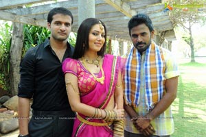 Anu Smruthi Heroine Muhurat