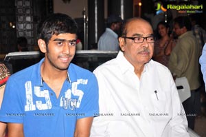 Nenem Chinna Pillanaa Press Meet