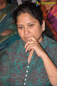 Telugu TV Artists Deeksha Viramana