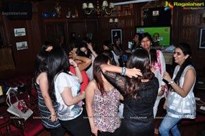 Alka Birthday Party at 10D Pub