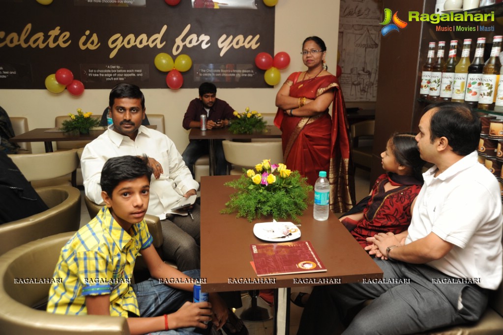 Chandrabose and Srilekha launches Chocolate Room, Hyderabad