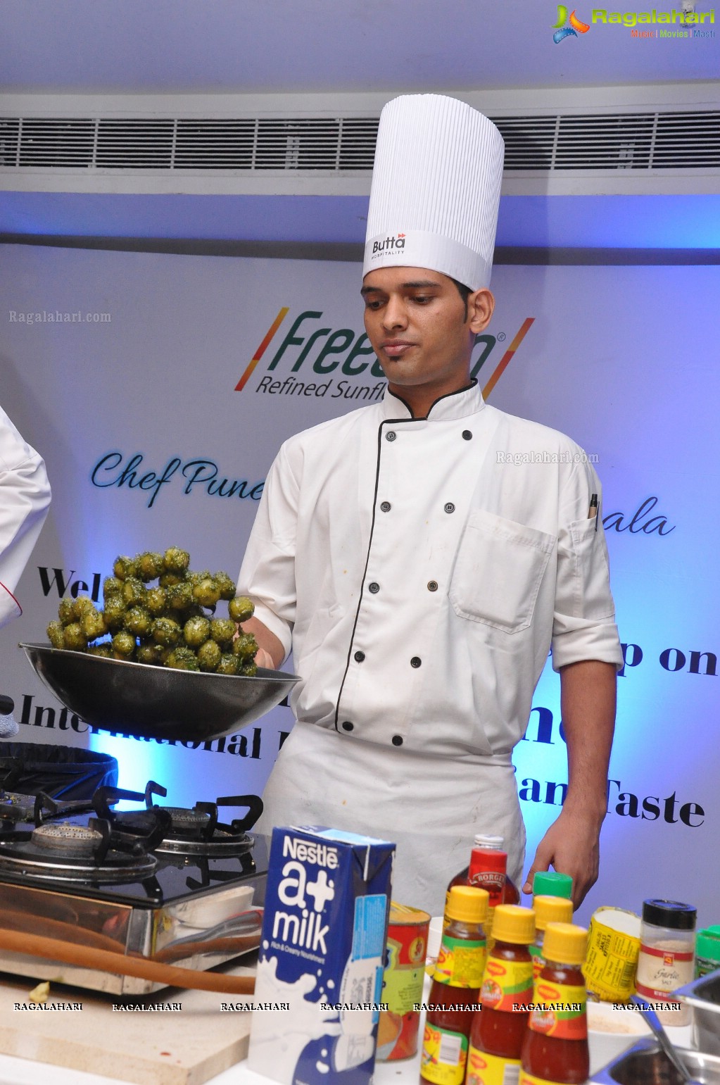 Freedom Refined Sunflower Oil 'Chef Puneet Kee Paathashala' Cooking Workshop