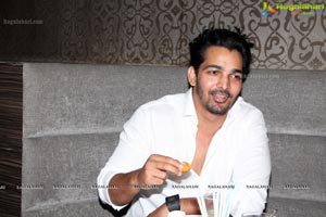 Harshvardhan Rane at Kailash Parbat