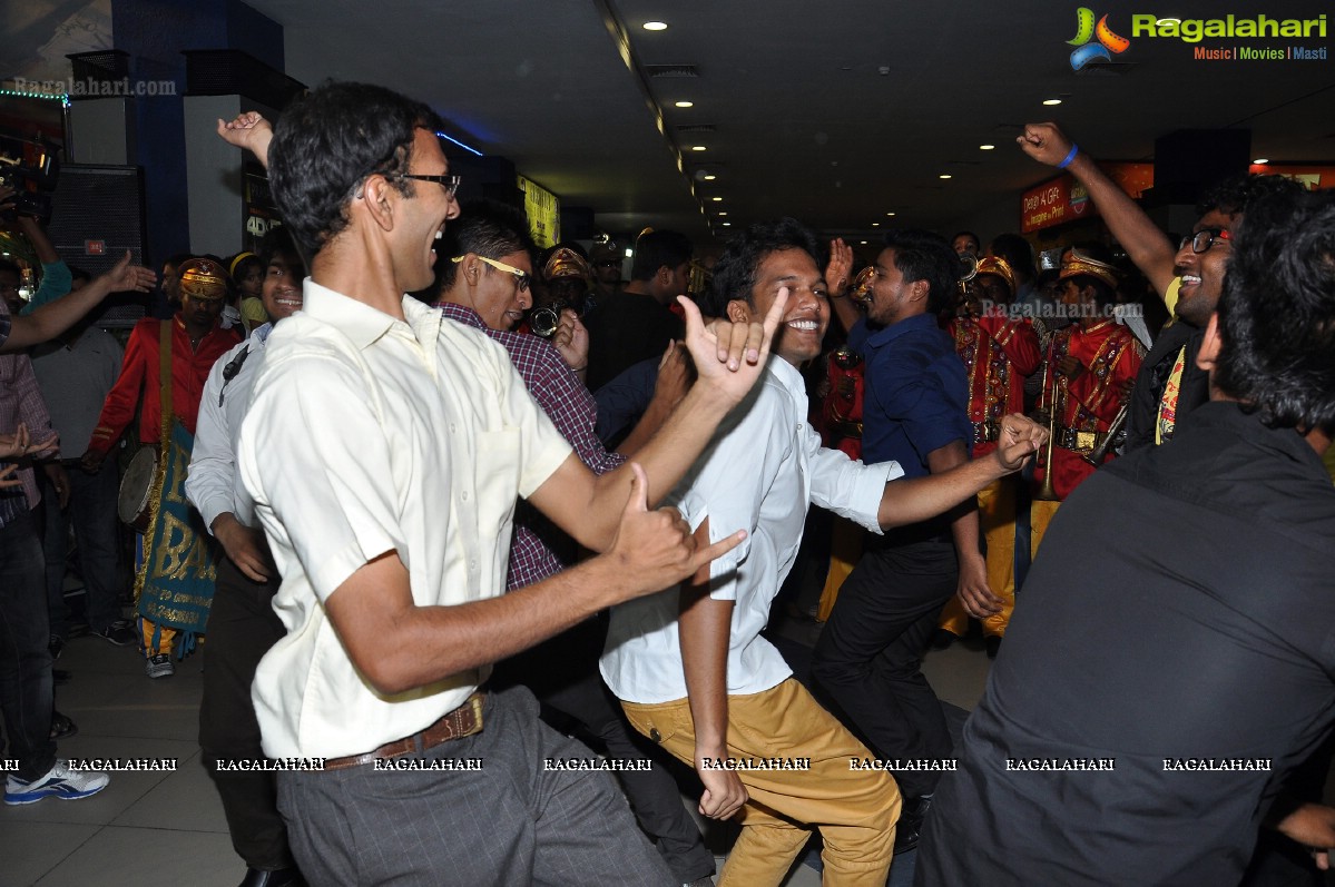 Sirish and Yaami Gautam at Jumpak Jumpak Thumpak Thumpak Flashmob at Prasads Multiplex, Hyderabad