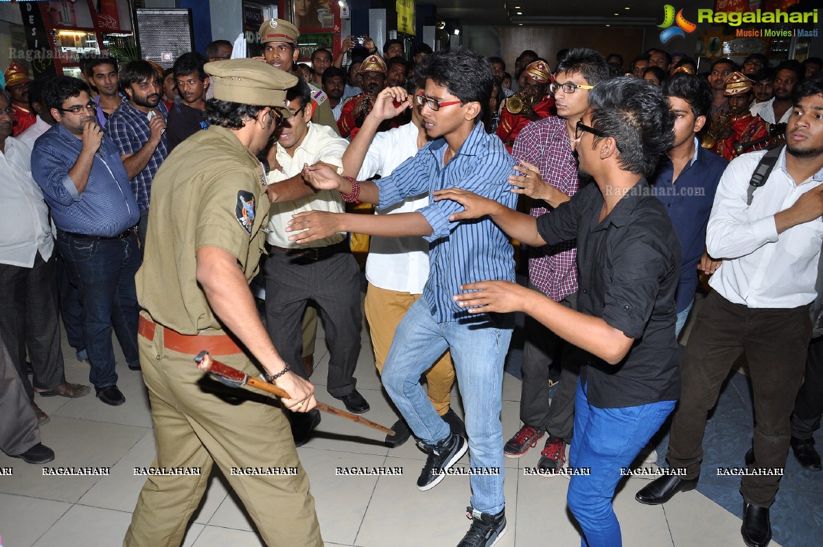 Sirish and Yaami Gautam at Jumpak Jumpak Thumpak Thumpak Flashmob at Prasads Multiplex, Hyderabad