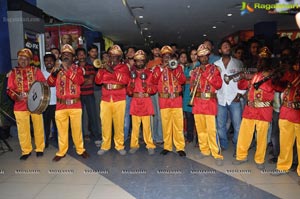 Jumpak Jumpak Thumpak Thumpak Flashmob