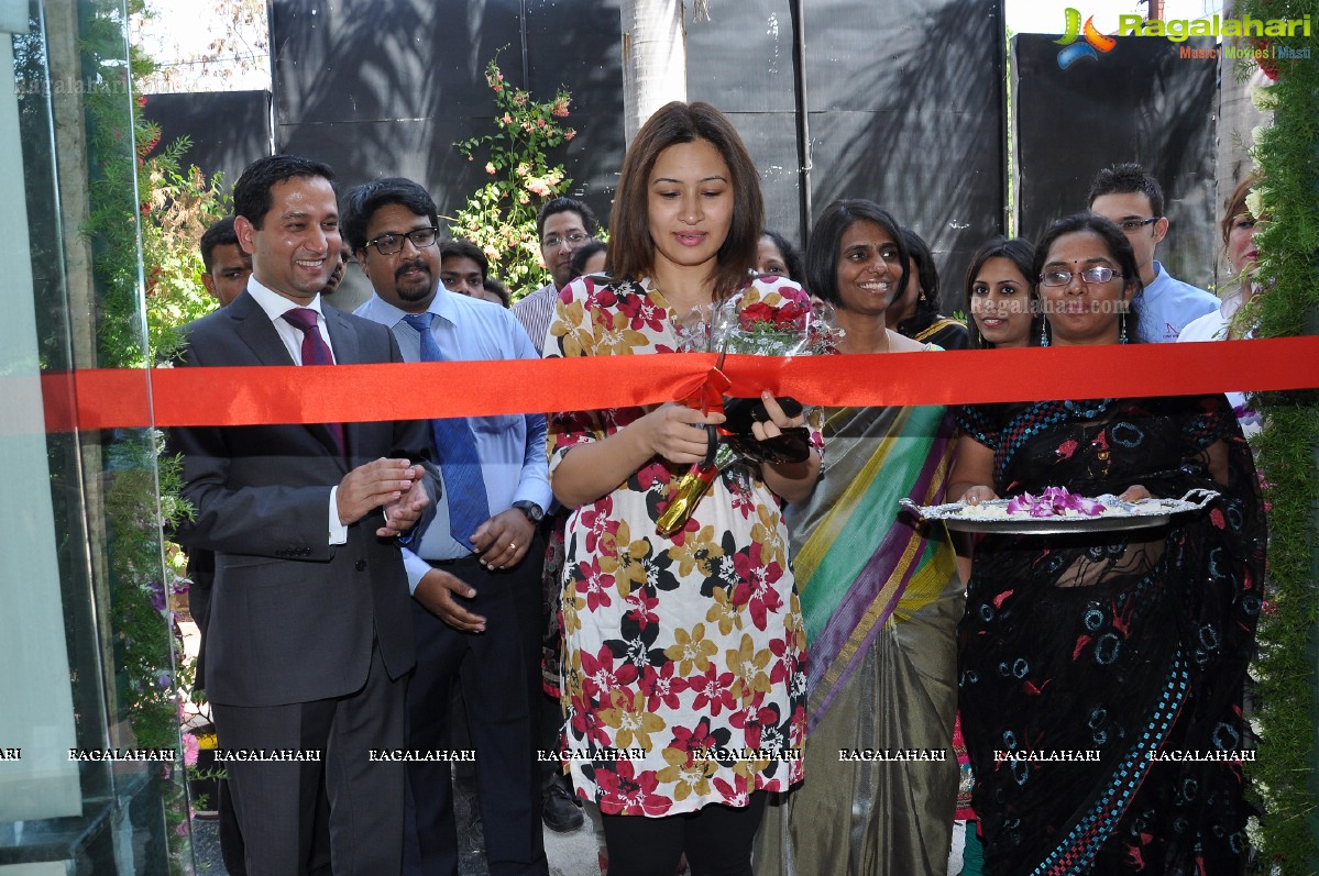 Jwala Gutta inaugurates NU Cosmetic Clinic, Hyderabad