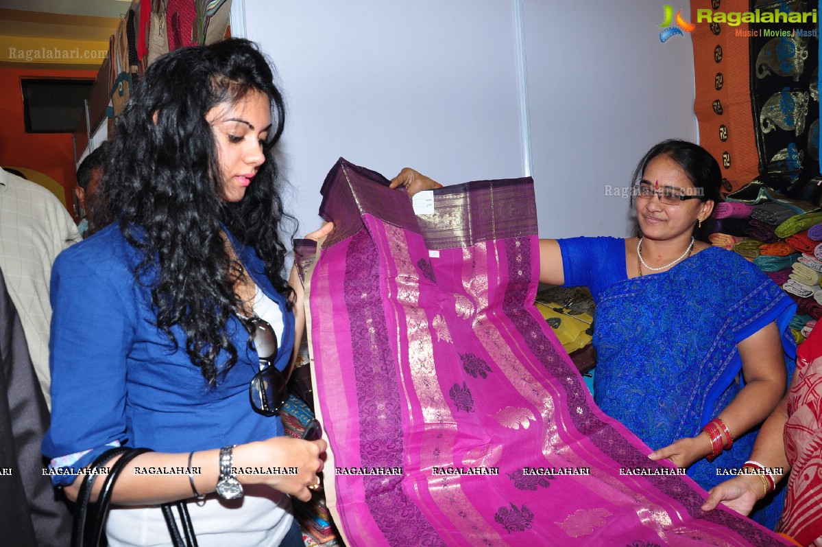 Kamna Jethmalani launches Hi-Tech Consumer Fair, Hyderabad