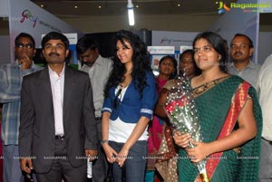 Kamna Jethmalani launches Hi-Tech Consumer fair 2013