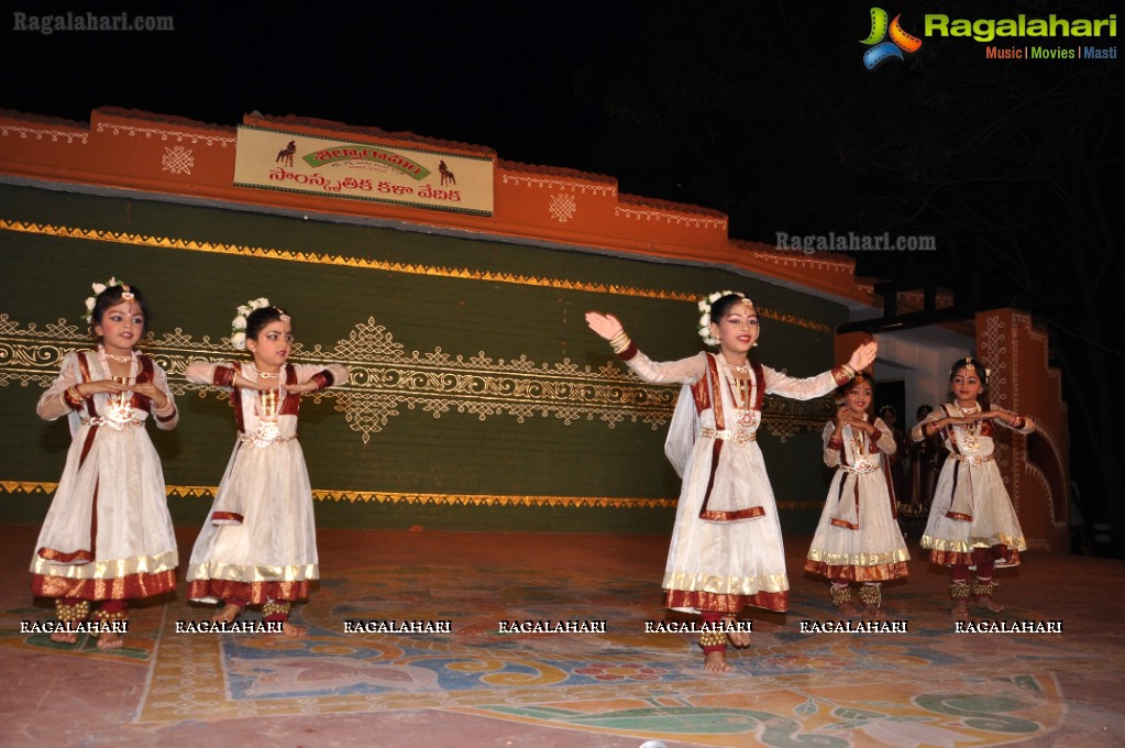 Kathak Dance Show at Shilparamam by Nritya Kala Academy, Hyderabad