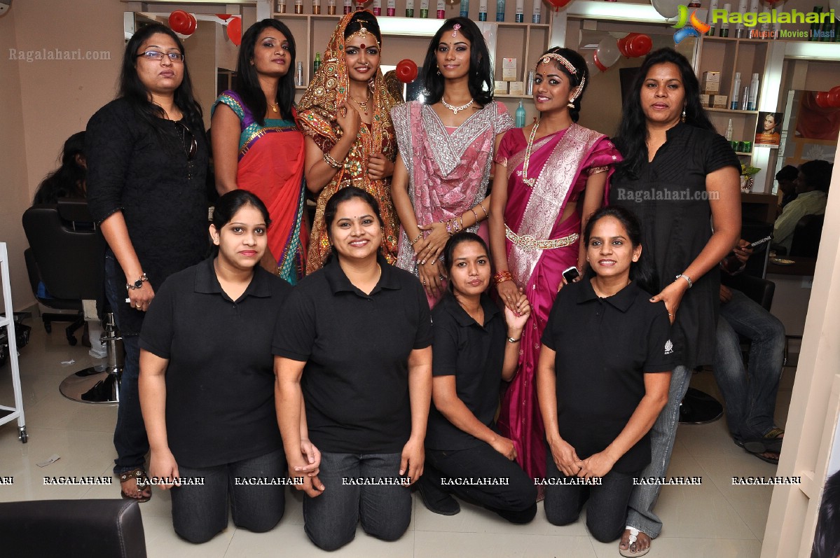 Lakme Salon Make-up Trainer Sushma Khan at Lakme Studio, Hyderabad