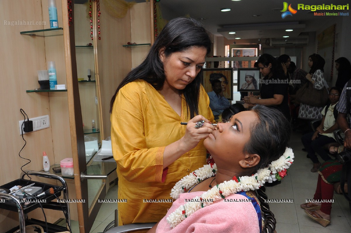 Lakme Bridal Make-up Session with Sushma Khan, Hyderabad