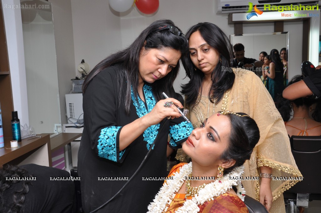 Free Bridal Makeup by Lakme Salon Make-up Trainer Sushma Khan at Lakme Studio, Habsiguda, Hyderabad
