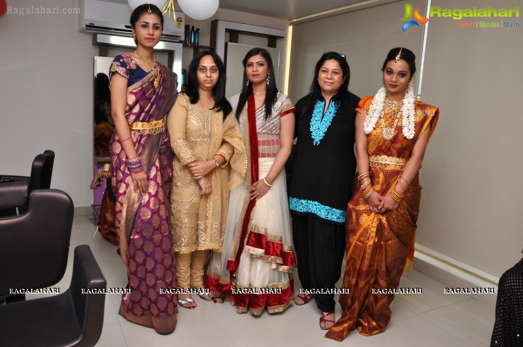 Free Bridal Makeup by Lakme Salon Make-up Trainer Sushma Khan at Lakme Studio, Habsiguda, Hyderabad