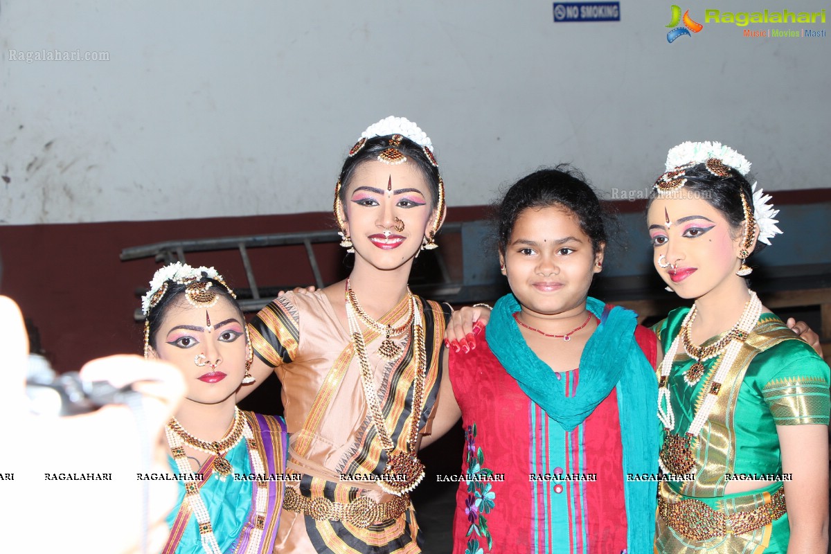 OJAS 2013: Bharatanatyam Program by Students of Manjeeram Academy of Fine Arts 