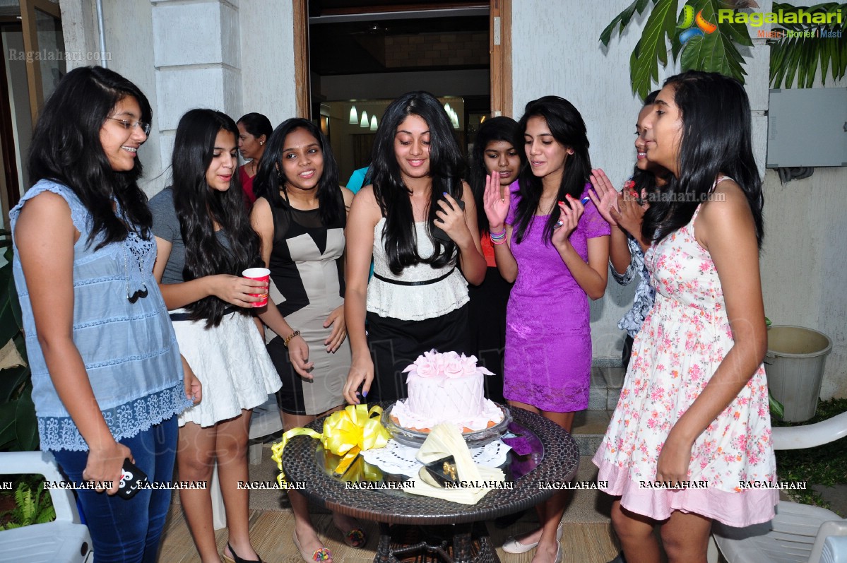 Tina Jethwani's 2013 Birthday Bash