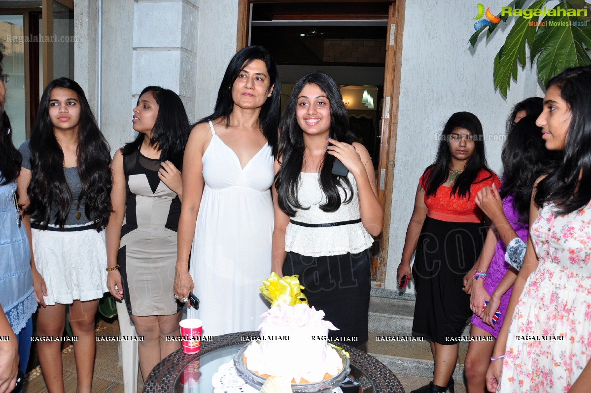 Tina Jethwani's 2013 Birthday Bash