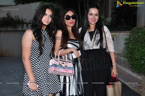 Manjula Tejwani Narsa Daughter Tina Jethwani Birthday