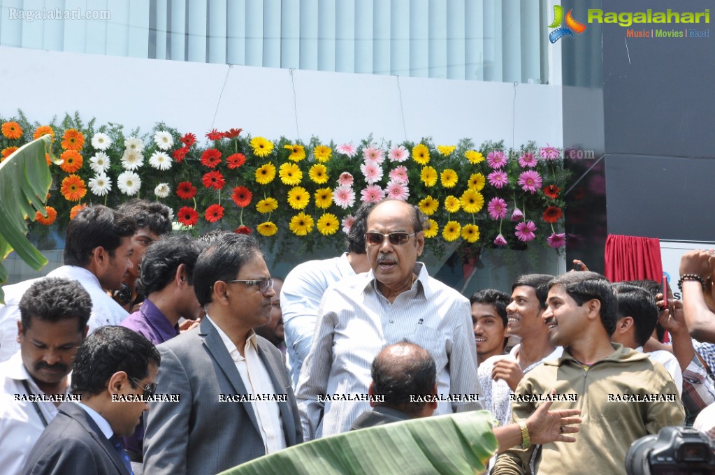 Dr. D. Ramanaidu and Rana inaugurates Maxivision Super Speciality Eye Hospital at AS Rao Nagar, Hyderabad