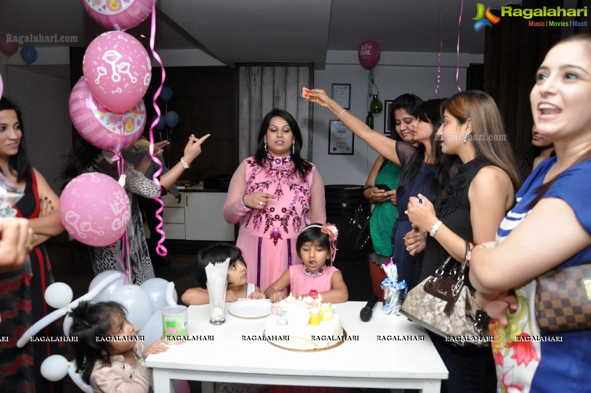 Neha Rajgarhia's Baby Shower