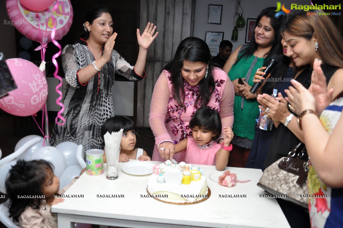 Neha Rajgarhia's Baby Shower