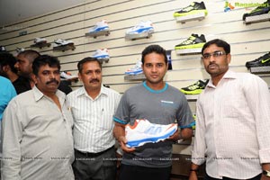 Parthiv Patel Nike Lunardominate