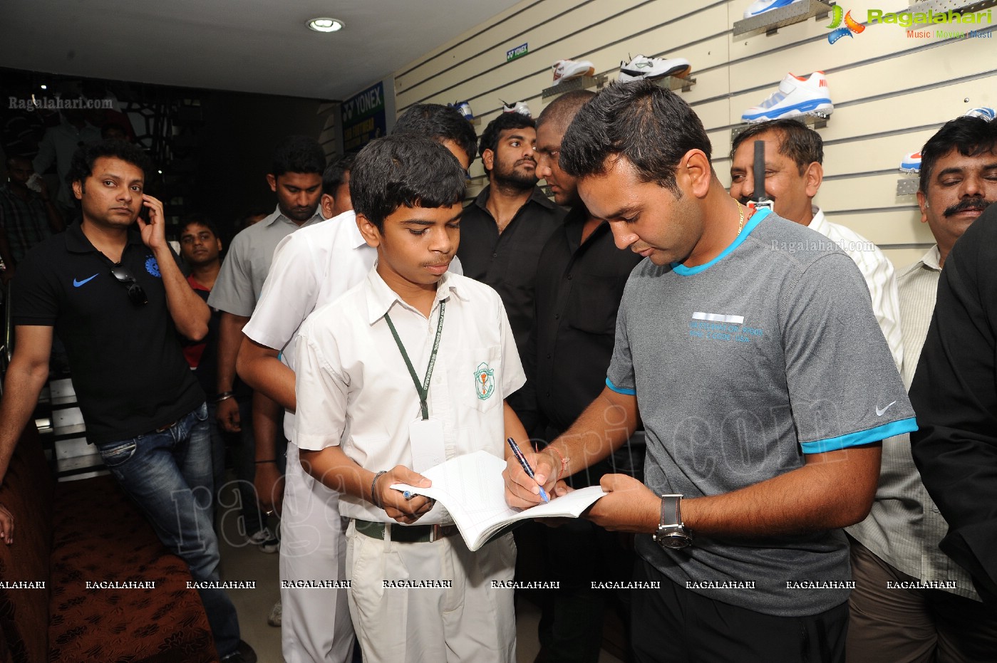 Parthiv Patel at Sachdev Sports, Hyderabad