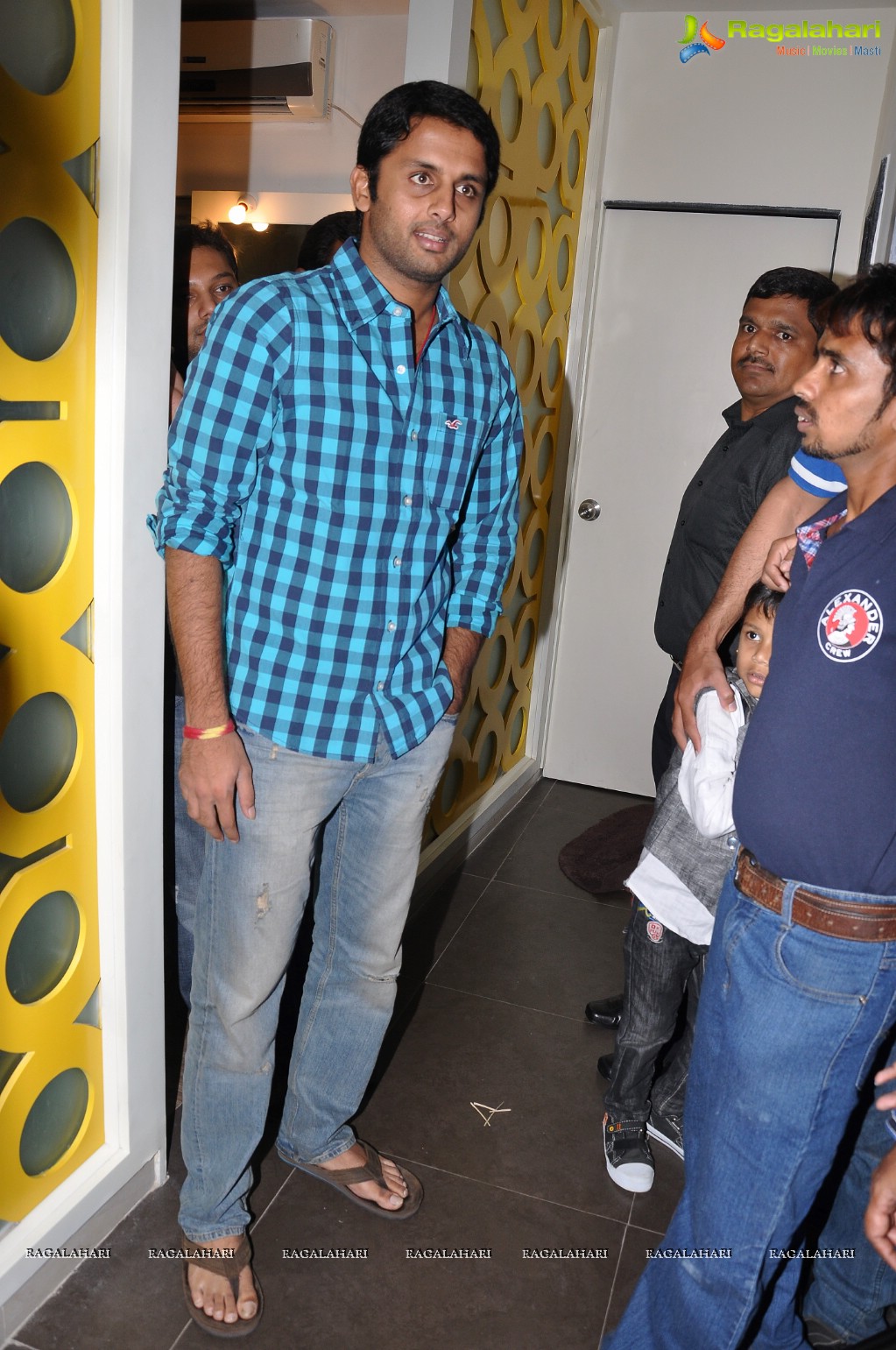 Nithiin inaugurates Schwarzkopf Unisex Salon, Hyderabad