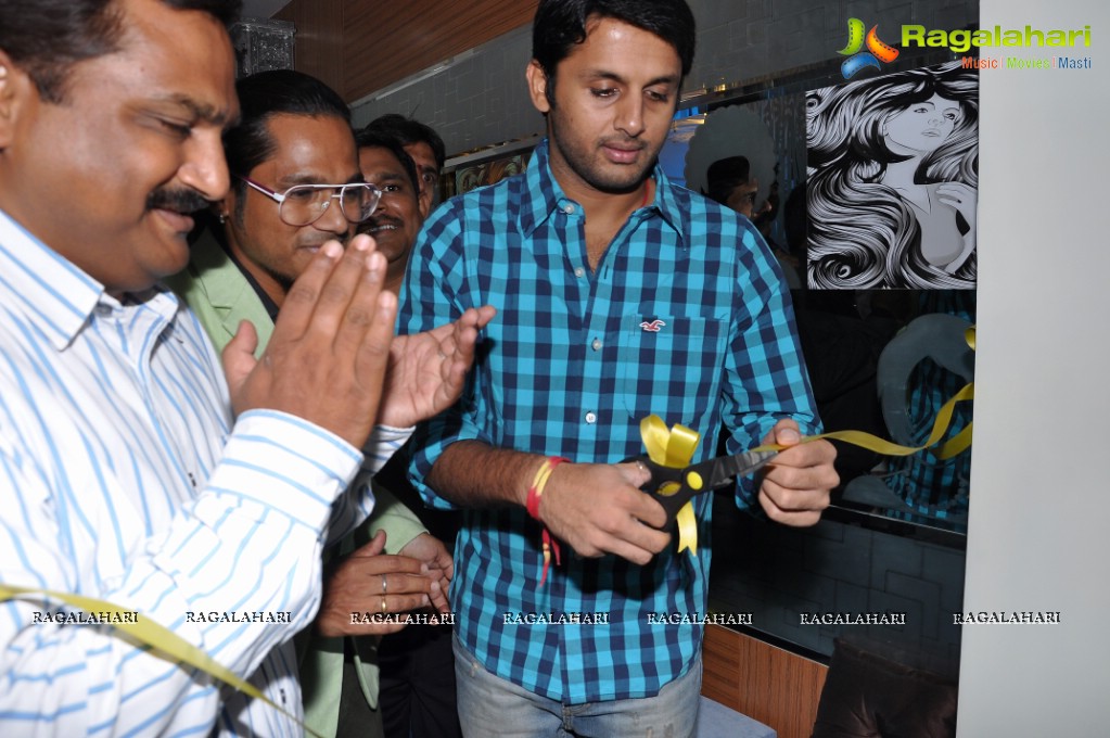 Nithiin inaugurates Schwarzkopf Unisex Salon, Hyderabad