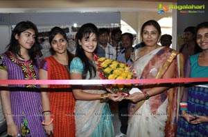 Lavanya launches Parinaya Wedding Fair