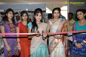 Lavanya launches Parinaya Wedding Fair