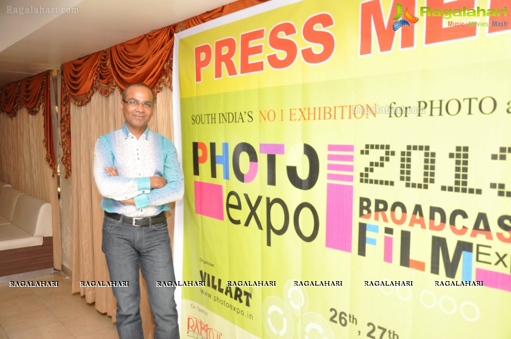 Villart Photo Expo 2013 Curtain Raiser, Hyderabad