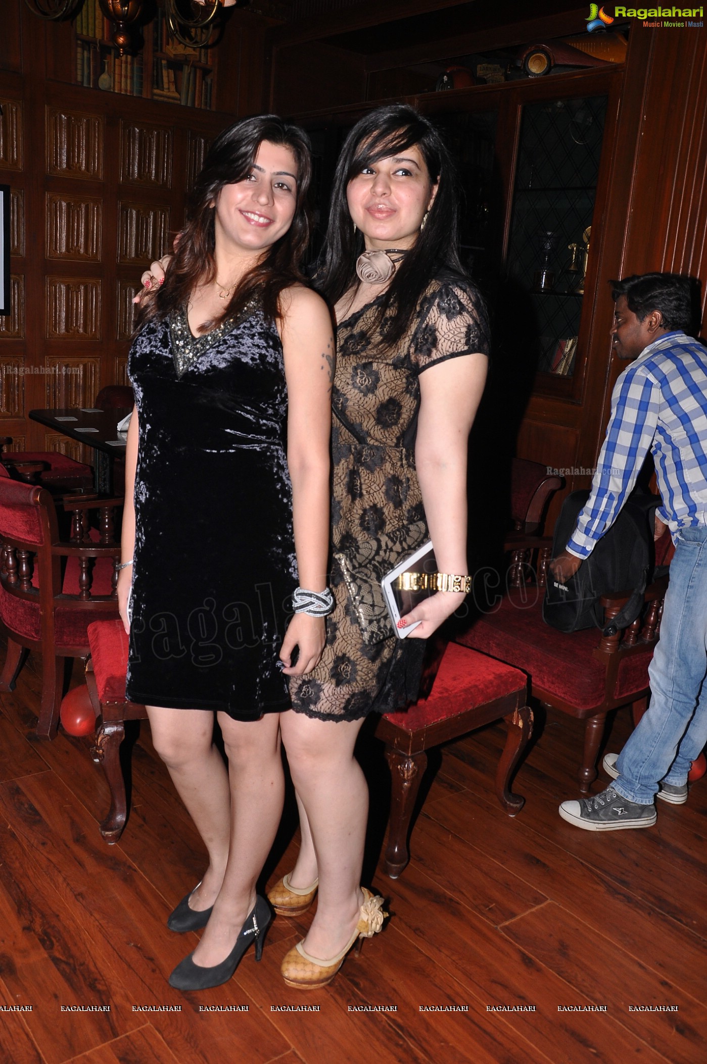 Prerna Bahirwani 2013 Birthday Bash at 10 Downing Street, Hyderabad